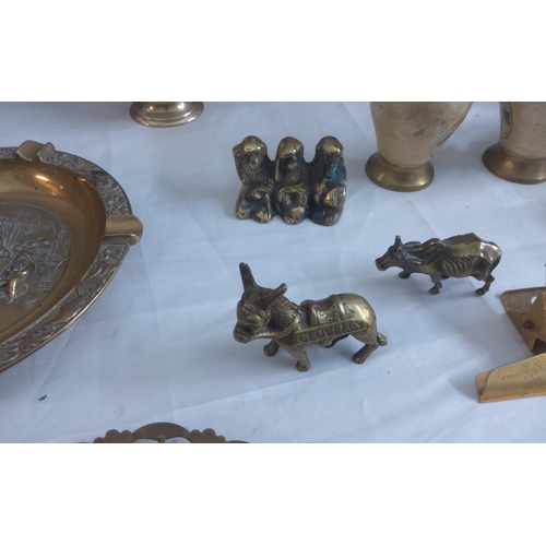 511 - Lot of Brass Items from Pub Closure