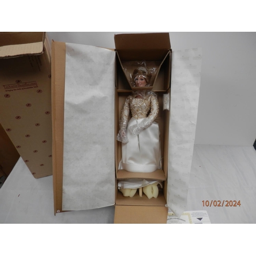 970 - Unused and Boxed Aspiron Drake Galleries Princess Diana Doll