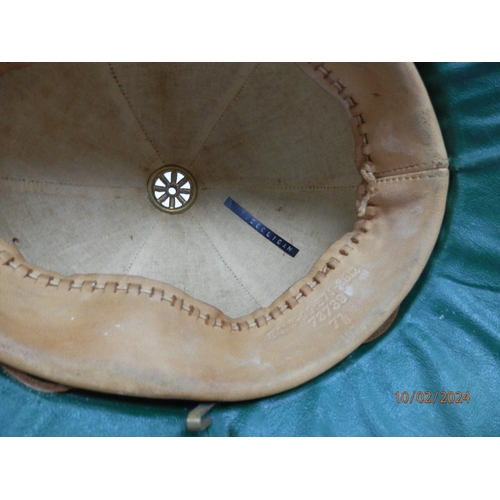 972 - Pith Helmet with Cooldstream Guards Badge