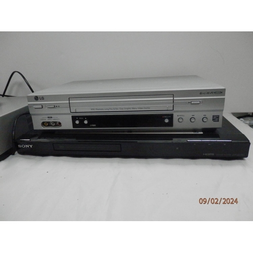 889 - Loot of Various Retro VHS Players etc