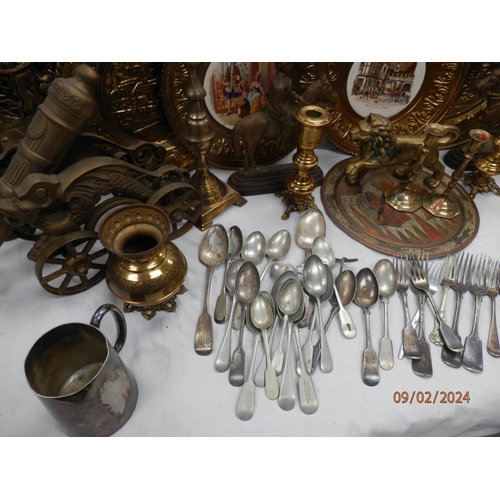 908 - Good Collection of Brass Items from a Pub Closure