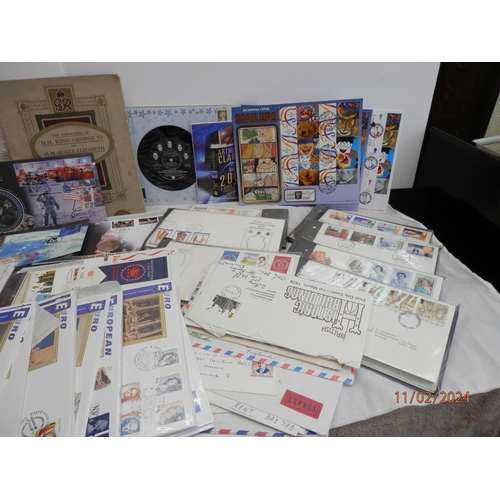 190 - Collection of Good First Day Covers etc Incl. The Beatles, John Lennon, Arthur C Clarke etc