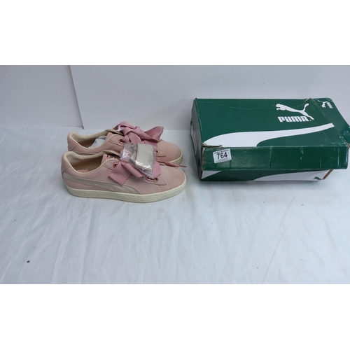 764 - Pair of Unused Ladies Puma Suede Trainers Size UK 7