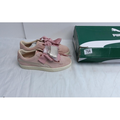 764 - Pair of Unused Ladies Puma Suede Trainers Size UK 7