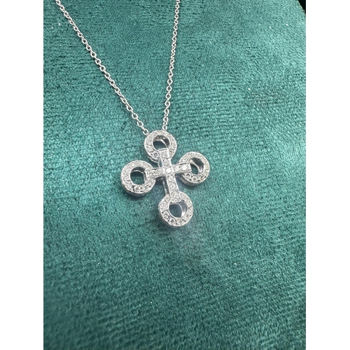 36D - 18ct White Gold and Diamond Crucifix on an 18ct White Gold Chain (4.46g)