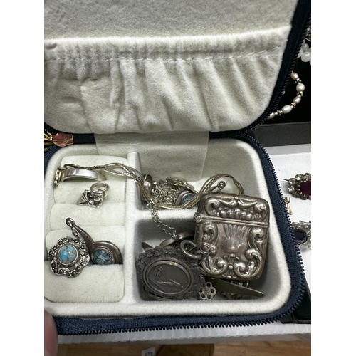 200 - Good Mixed Lot of House Clearance Jewellery incl. Silver plus a box of Silver items incl. Vesta Case... 