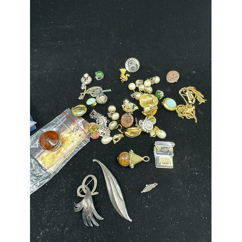 267 - Lot of Vintage Clip on Earrings etc plus a Silver and Amber Brooch etc