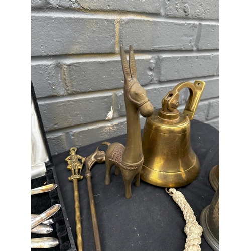 1332 - Good Collection of Brass/EPNS Items including Old Brass Bell etc