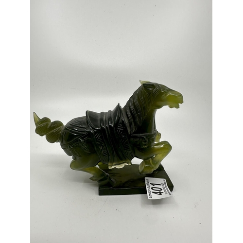 121 - Vintage Chinese Jade Carving of a Horse 14cm