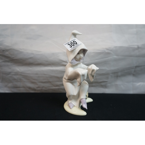 300 - Vintage Lladro Trick or Treat Figurine