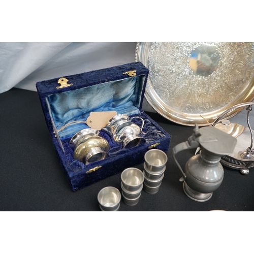 359 - Good lot of  Silver plate / Stainless and pewter items