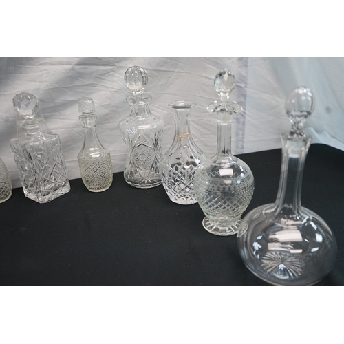 360 - Good lot of Various decanters