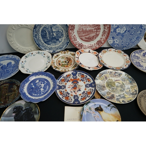 363 - Interesting lot of collectors plates to include Spode, Wedgwood, Franklin mint Poole Etc.