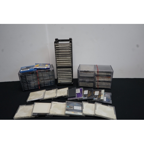 450 - Lot of mini discs