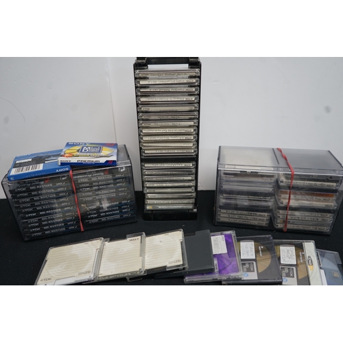 450 - Lot of mini discs