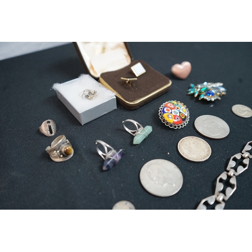 58 - Good Lot of Various Jewellery