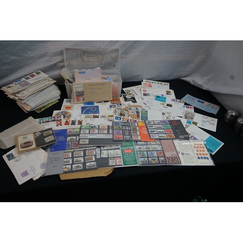 66 - Large lot of Stamps and first Day Covers