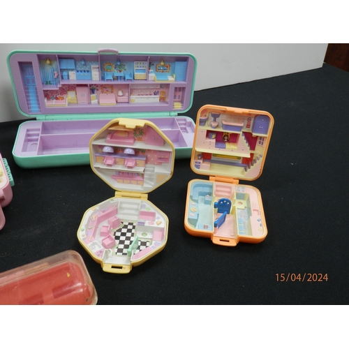 1256 - Collection of Various Vintage Polly Pocket etc