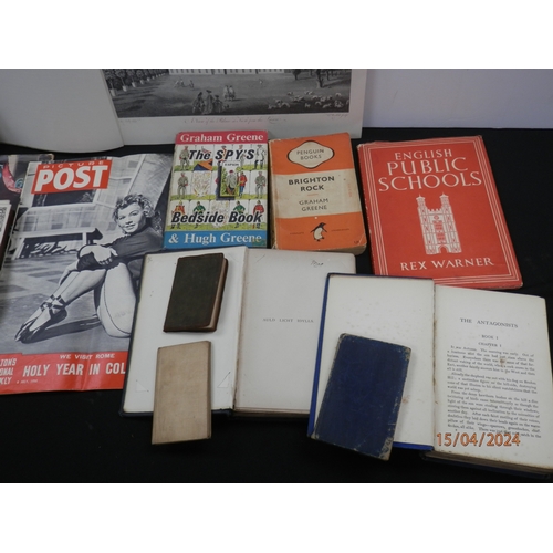 1258 - Small collection of vintage books and magazines