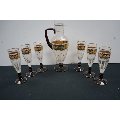 1203 - Vintage carafe with 6 wine glasses