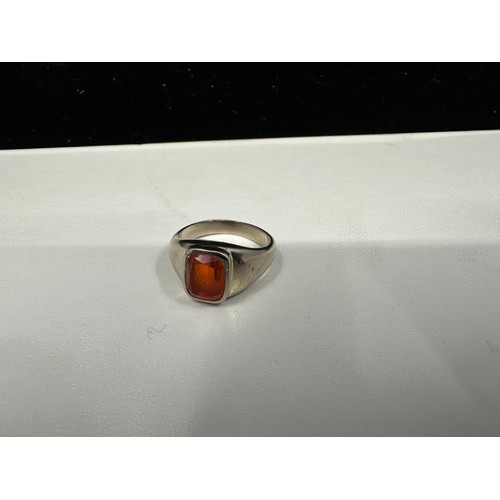 1F - Gents 18ct White Gold Fire Opal Ring Size R 11g approx 1.6ct Opal