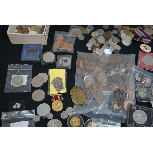 338 - Good Collection of Mixed Coins