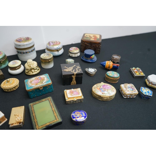 397 - Good lot of mixed trinkets boxes including Limoges