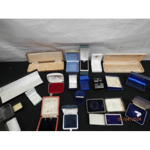 233 - Lot of Empty Jewellery boxes-Ideal Dealer Lot