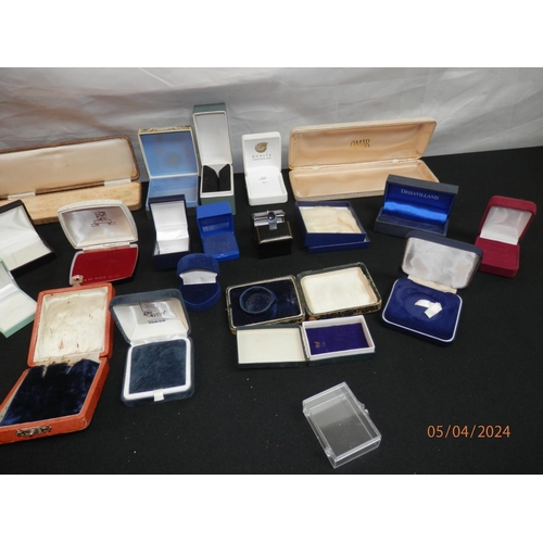 233 - Lot of Empty Jewellery boxes-Ideal Dealer Lot