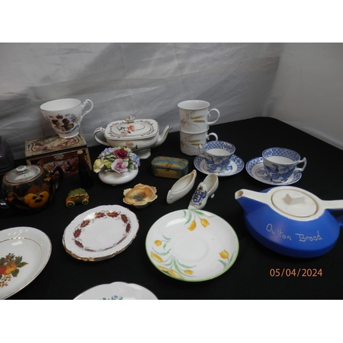 245 - Good Lot of Bric a Brac