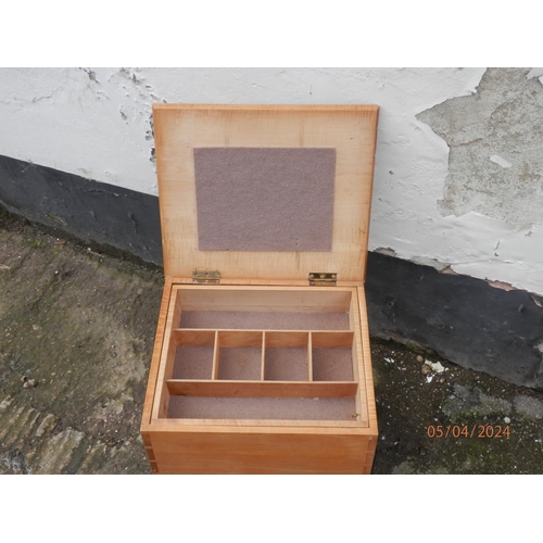 249 - Mid Century Sewing Box