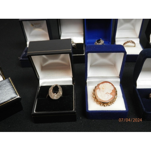 331 - Good Collection of Vintage and Antique Silver Rings