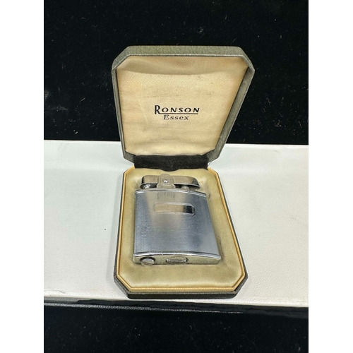 1212 - Vintage boxed Ronson lighter