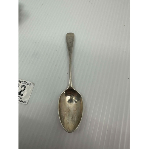 282 - 10 Francis Higgins Hallmarked Silver Teaspoons 155g