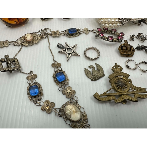 4A - Good Collection of Hallmarked Silver Jewellery, Medals etc