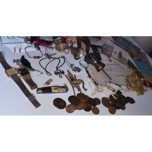 187B - Mixed lot of house clearance items / curios including Jewellery, Coins, smalls etc.