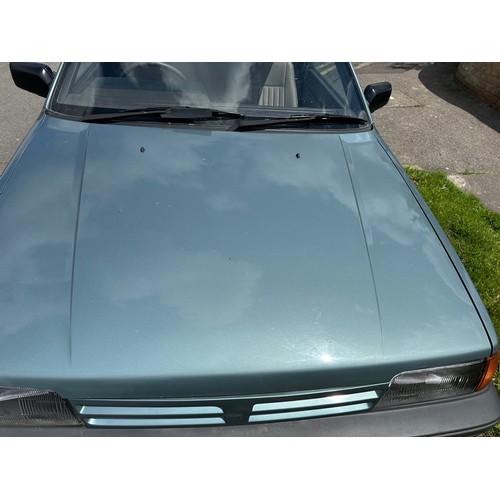 2A - Classic 1987 Nissan Sunny 1300 LX Hatchback, 1 Previous Owner, Runs and Drives, Full Service History... 