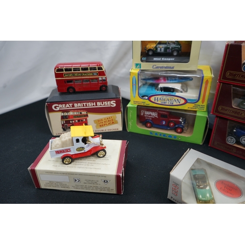 208 - A Large Collection of Model Cars & Others 
6 Matchbox Models of Yesteryear
1 Hobbycar
1 Rextoys 
1 A... 