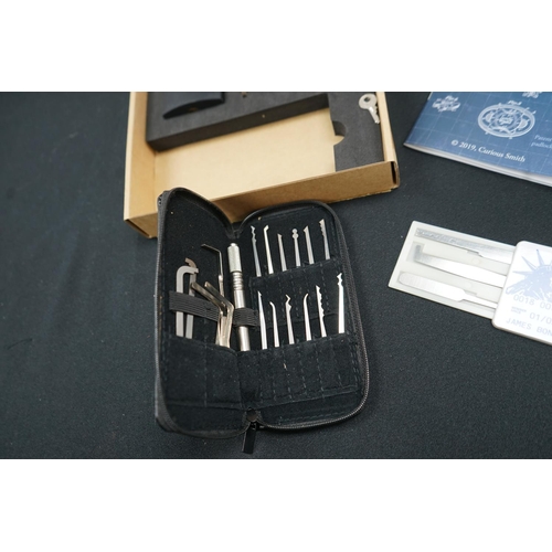 248 - A Curious Smith Lock Pick Set with Practice Locks