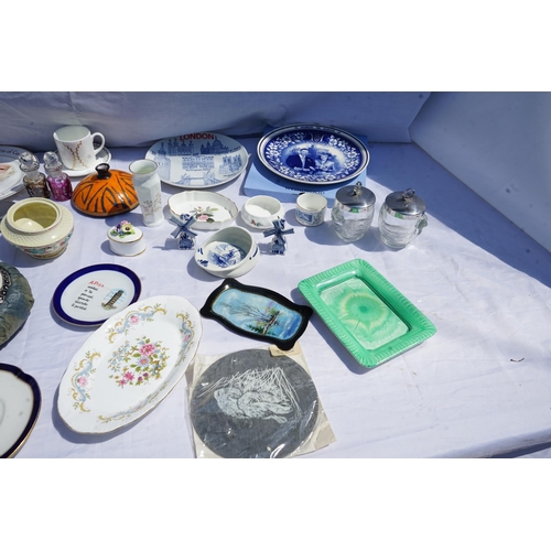 302 - Mixed Lot of House Clearance Bric a Brac