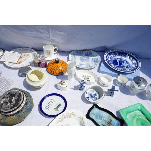 302 - Mixed Lot of House Clearance Bric a Brac