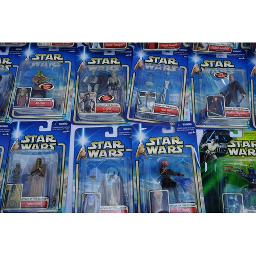 318 - Good Collection of Mint and Boxed Hasbro Star Wars Attack of the Clones Action Figures