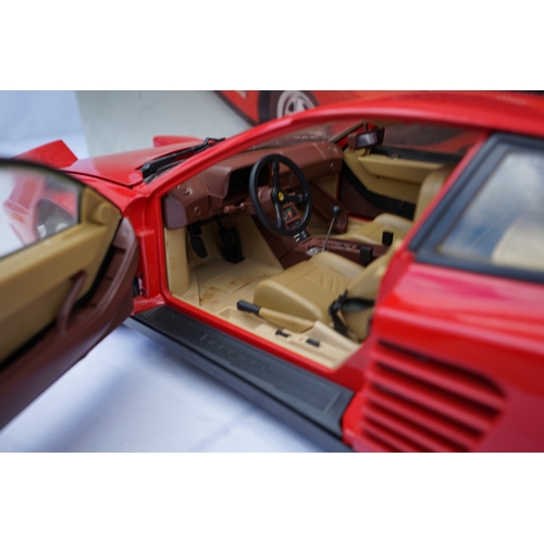 405 - A 1:8 scale Pocher model of a Ferrari Testarossa by Rivarossi