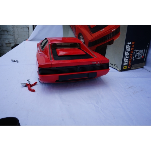 405 - A 1:8 scale Pocher model of a Ferrari Testarossa by Rivarossi