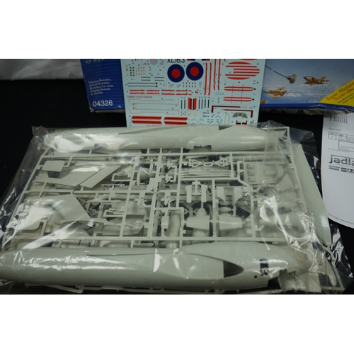 414 - Unused Revell Germany - Handley Page Victor K2 1:72