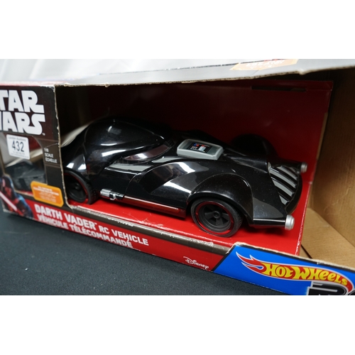 432 - Boxed Star Wars 1:18 Scale Darth Vader RC Vehicle