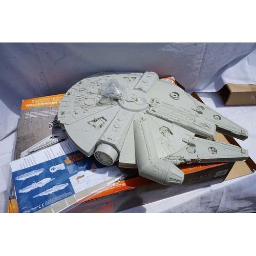 459 - Boxed Hasbro Star Wars Episode V MILLENNIUM FALCON