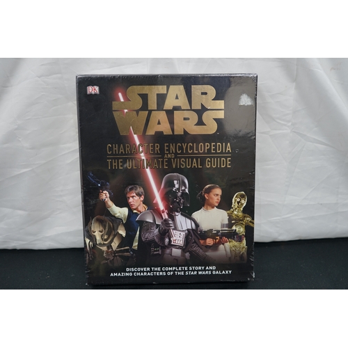 471 - New and Sealed Star Wars Character Encyclopedia