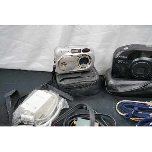 395B - Lot of Assorted Cameras etc