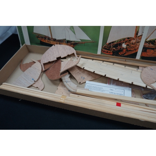 455 - Biling Boats No 482 Toulonnaise Model Kit